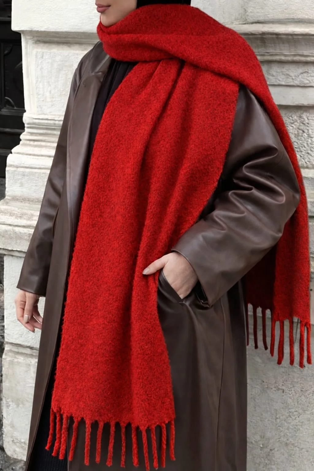 El örgüsü kırmızı atkı - yakın detay